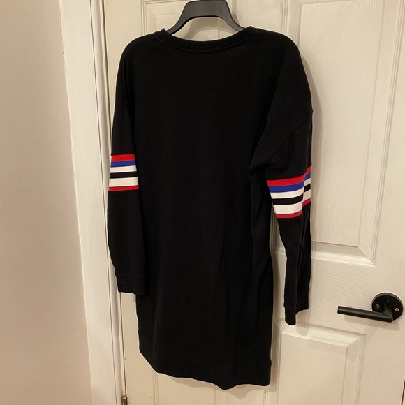 Sweatshirt dress with pockets - Picture 3 of 4